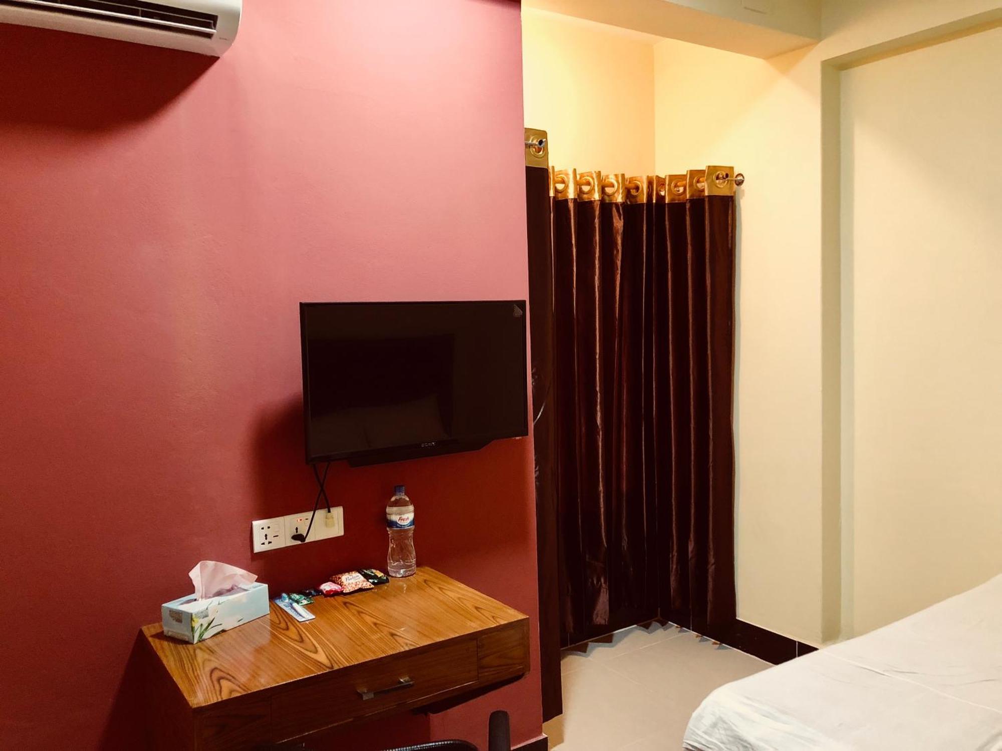 Q Palace Hotel Comilla Exterior foto